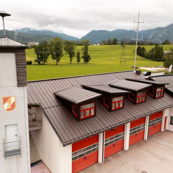 Feuerwehr Strobl Duofalz Dach